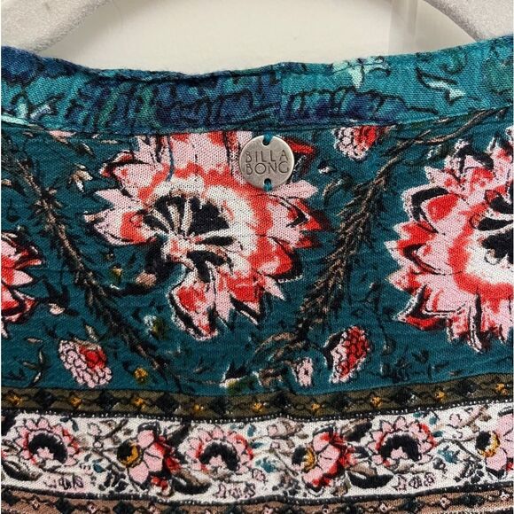Billabong Tie Front Floral Paisley Blouse Size Small - Picture 7 of 7